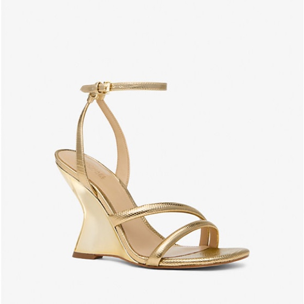 Michael kors size 6